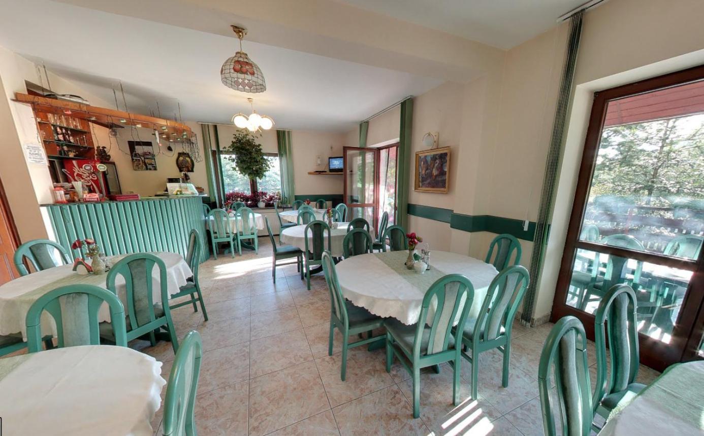 Osrodek Wczasowy Kasztel Hotel Ниджица Замек Екстериор снимка